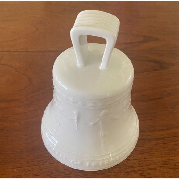 KPM Freiheitsglocke 1950 Freedom Bell White Porcelain Berlin Germany - Picture 4 of 15